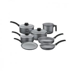 JUEGO DE BATERIA DE COCINA NEGRA 7 PZA. TURIM 20297/699